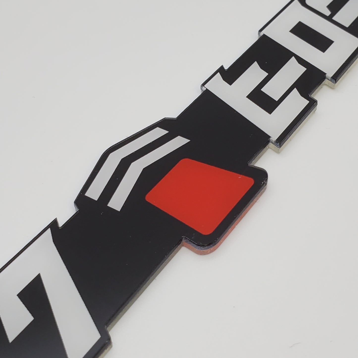 Gundam Plate Frame (Black)